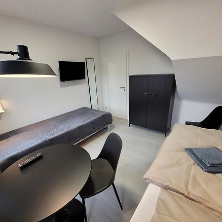 Guesthouse Wi Rooms Jülich Екстериор снимка