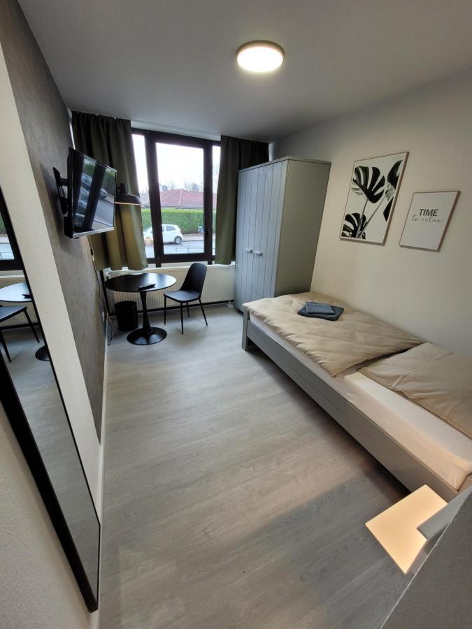Guesthouse Wi Rooms Jülich Екстериор снимка